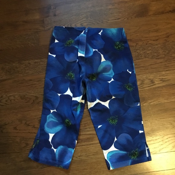 Girls Guess Crop Pants - Picture 5 of 5